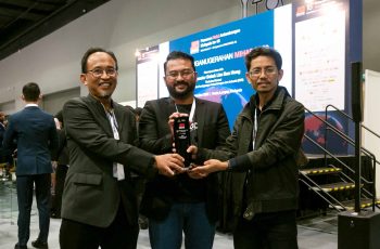 Bizapp Terima Anugerah MIHAZ_3